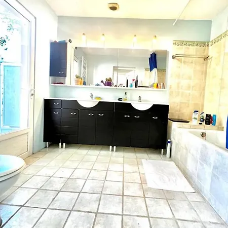 Будинок відпочинку In The City-center Of With A Private Pool